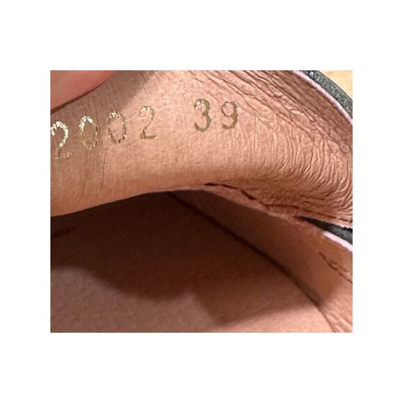 All Black Flat Buckle Mule Green Sz 8.5/9 US 39 EU NIB Minimalist Sleek Stylish - Picture 15 of 15